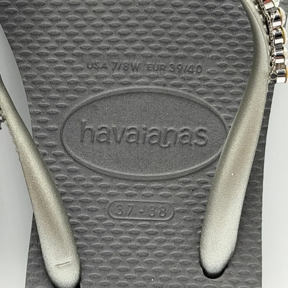 SLLX0076 | W's 7/8 | Swarovski x Havaianas Timeless Romance flip flops sandals